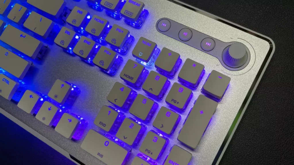 Roccat Vulcan II Max огляд