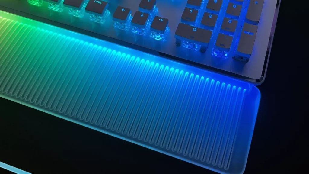 Roccat Vulcan II Max огляд